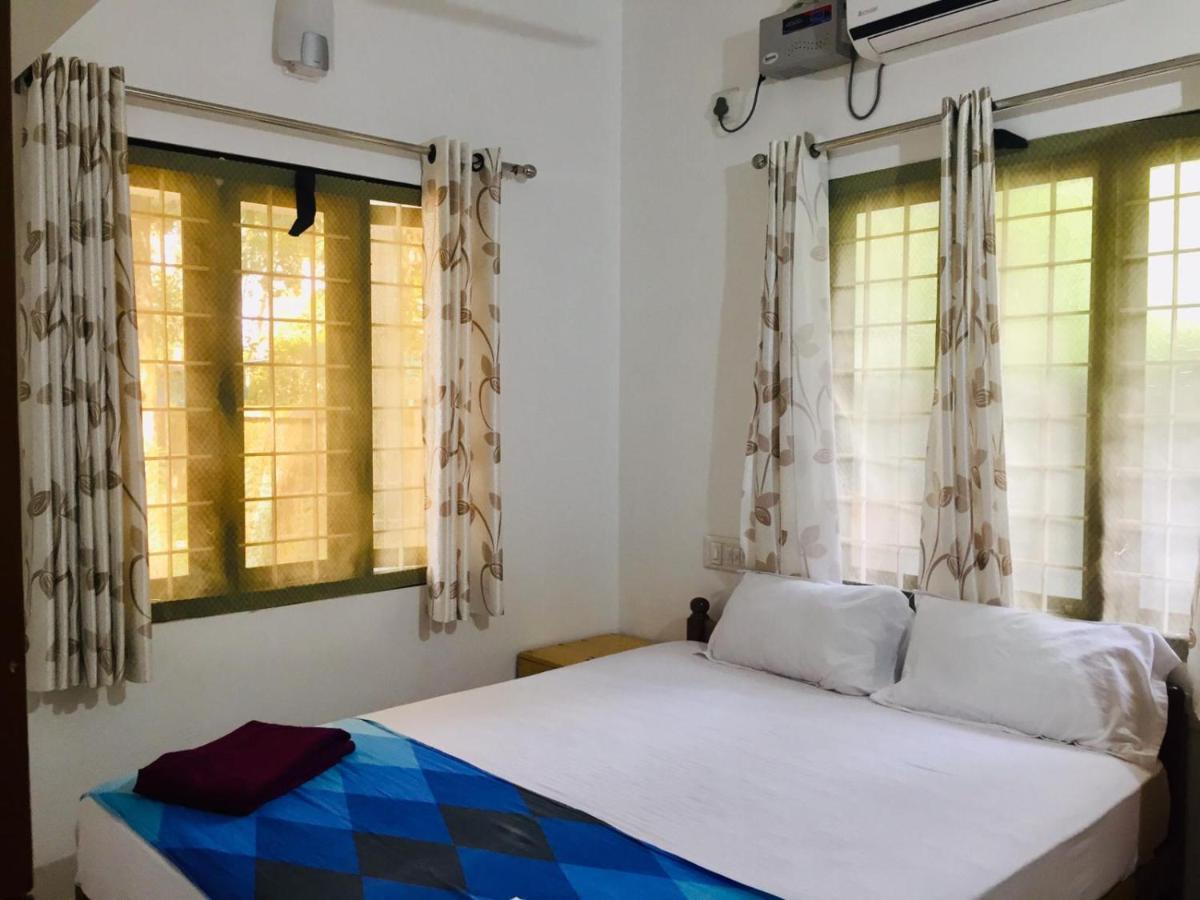 Coconut Garden Apartment Cherai Beach ภายนอก รูปภาพ