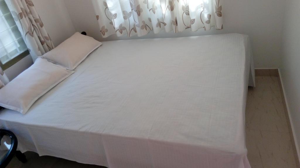 Coconut Garden Apartment Cherai Beach ภายนอก รูปภาพ