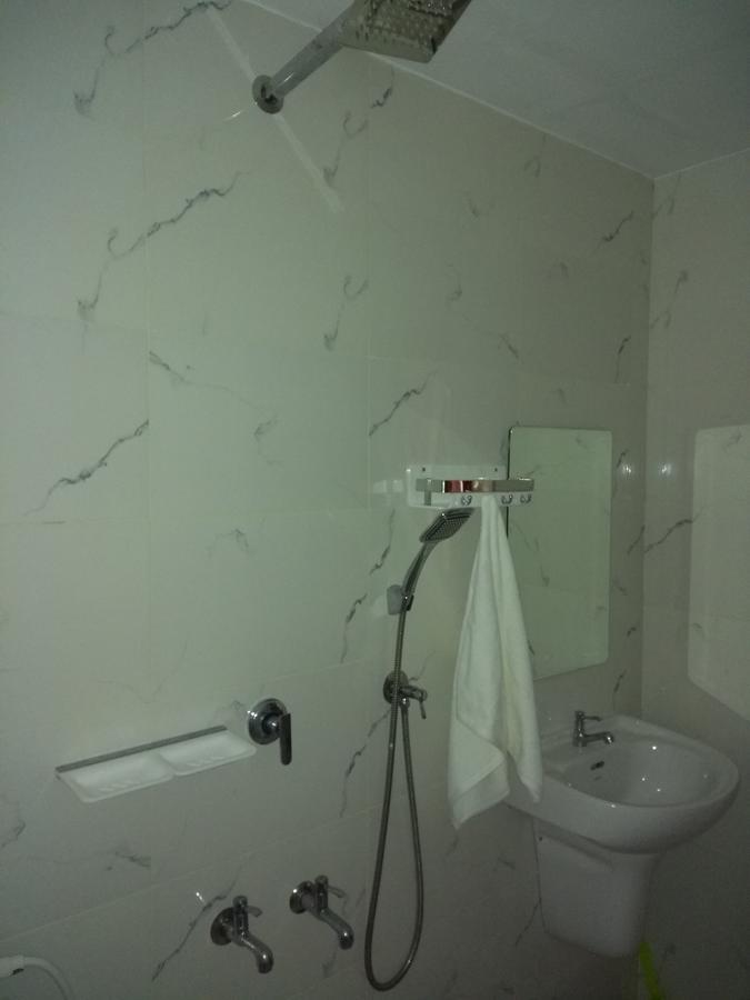 Coconut Garden Apartment Cherai Beach ภายนอก รูปภาพ